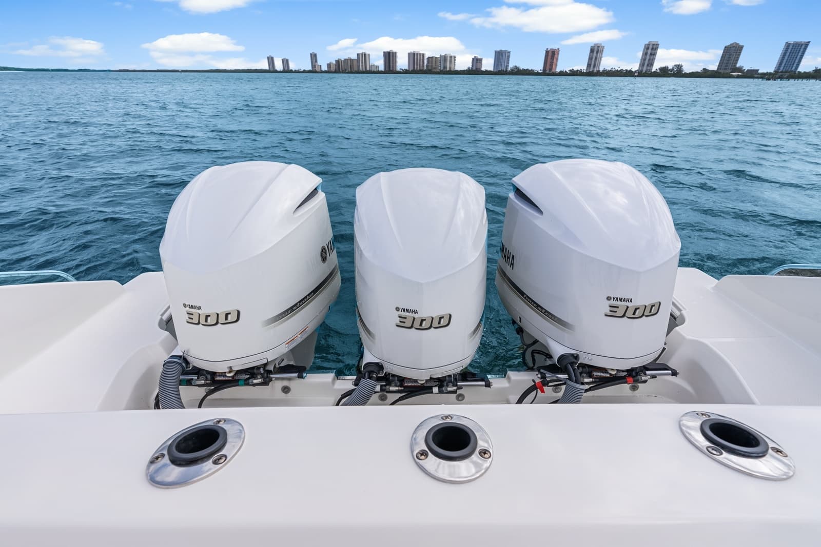 2021 Pursuit 365 Dual Console - Photo 36