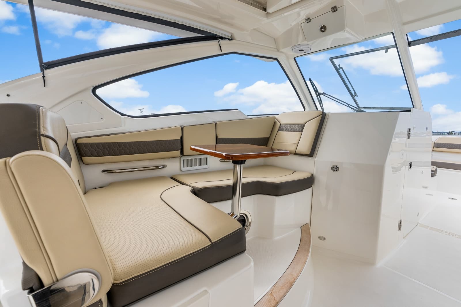 2021 Pursuit 365 Dual Console - Photo 49
