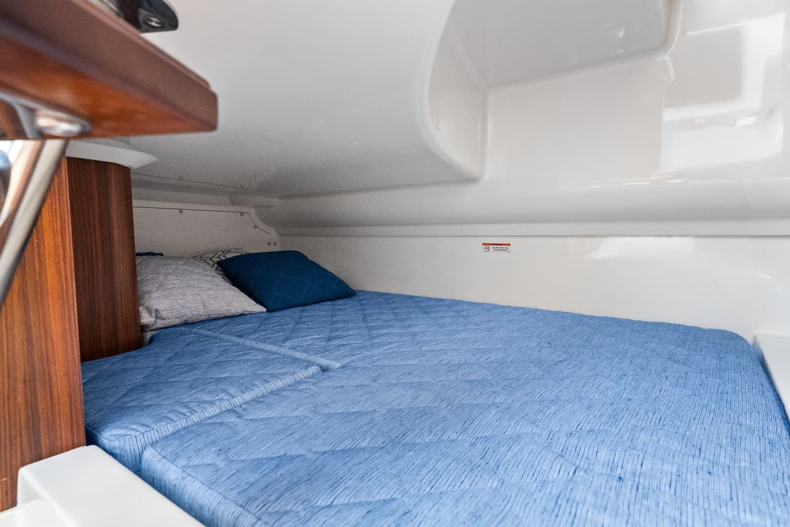 2021 Pursuit 365 Dual Console - Photo 32