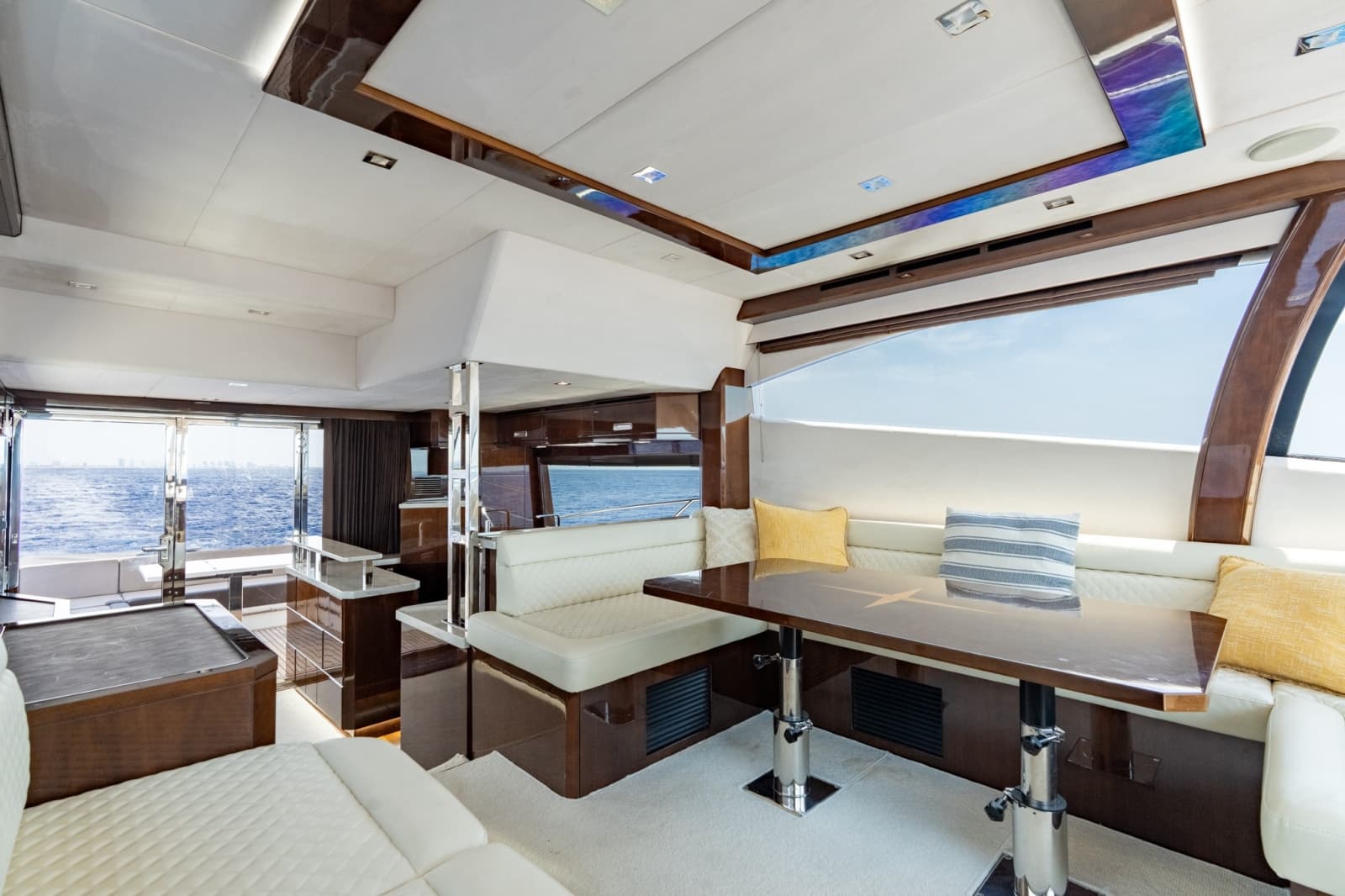 2017 Galeon 550 Fly - Photo 28