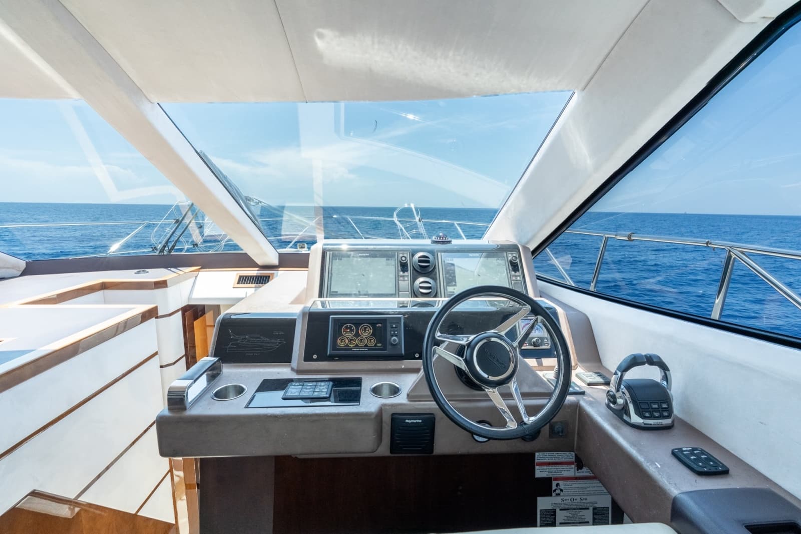 2017 Galeon 550 Fly - Photo 43