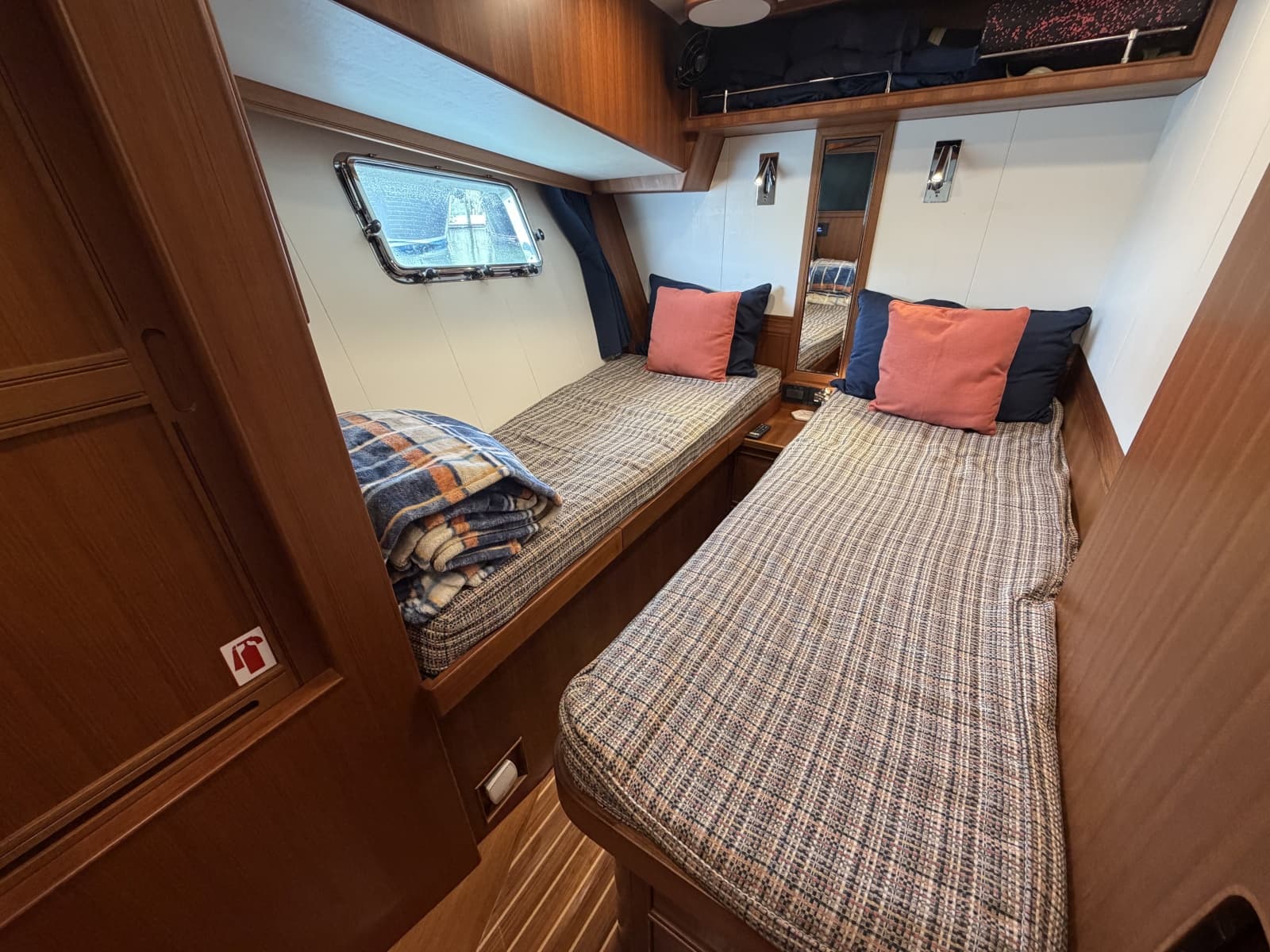 2025 Marlow Explorer 53E - Photo 25