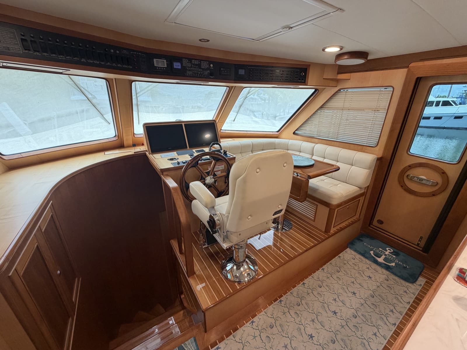 2025 Marlow Explorer 53E - Photo 12