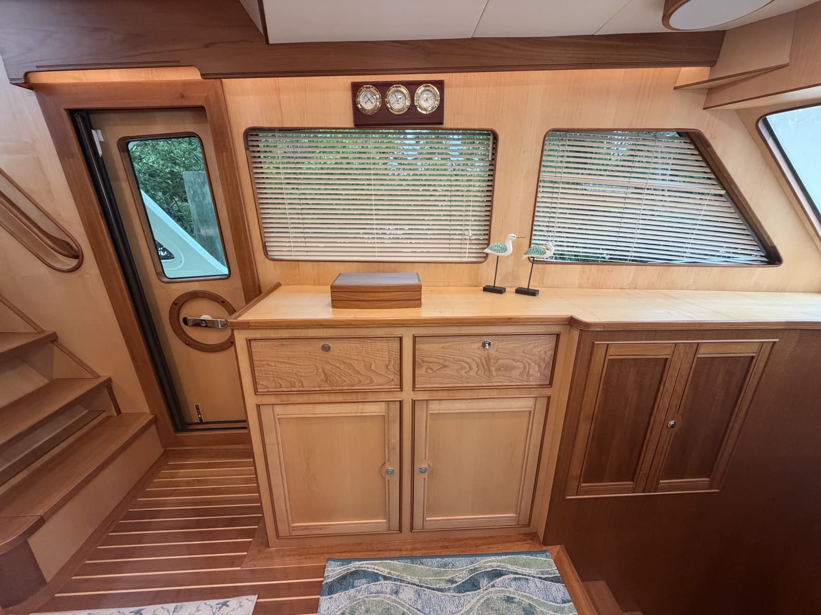 2025 Marlow Explorer 53E - Photo 17
