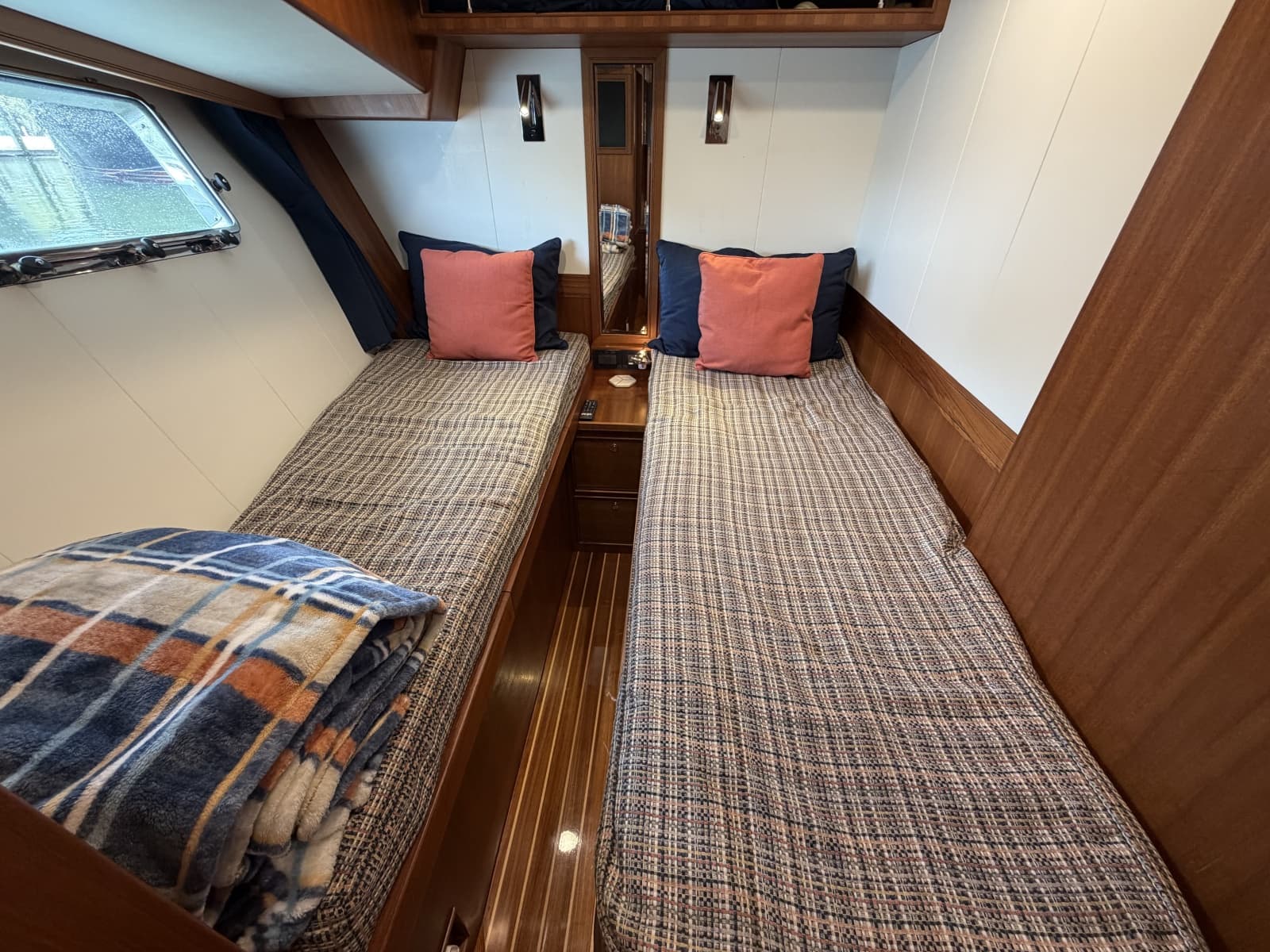 2025 Marlow Explorer 53E - Photo 26