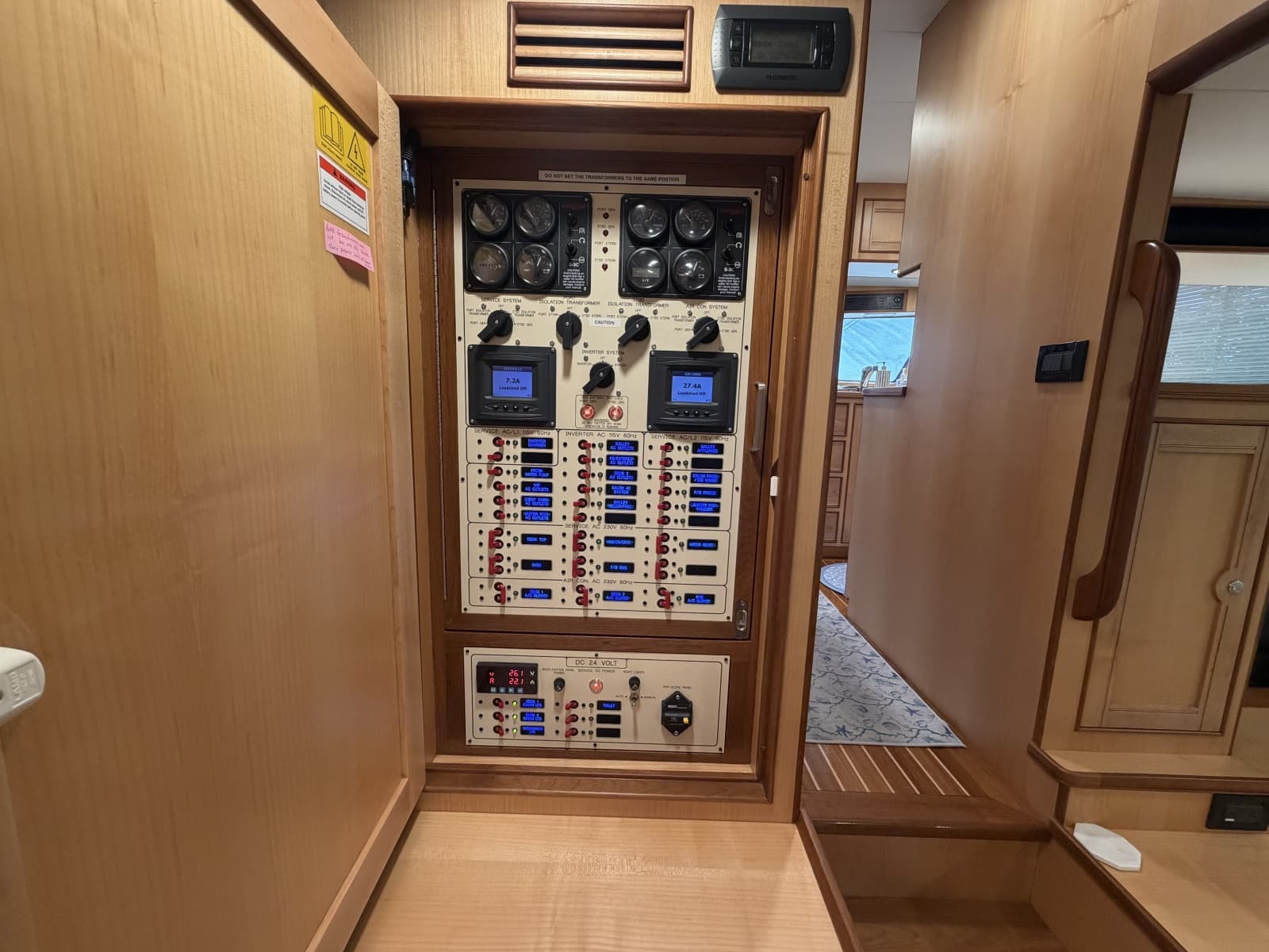 2025 Marlow Explorer 53E - Photo 10