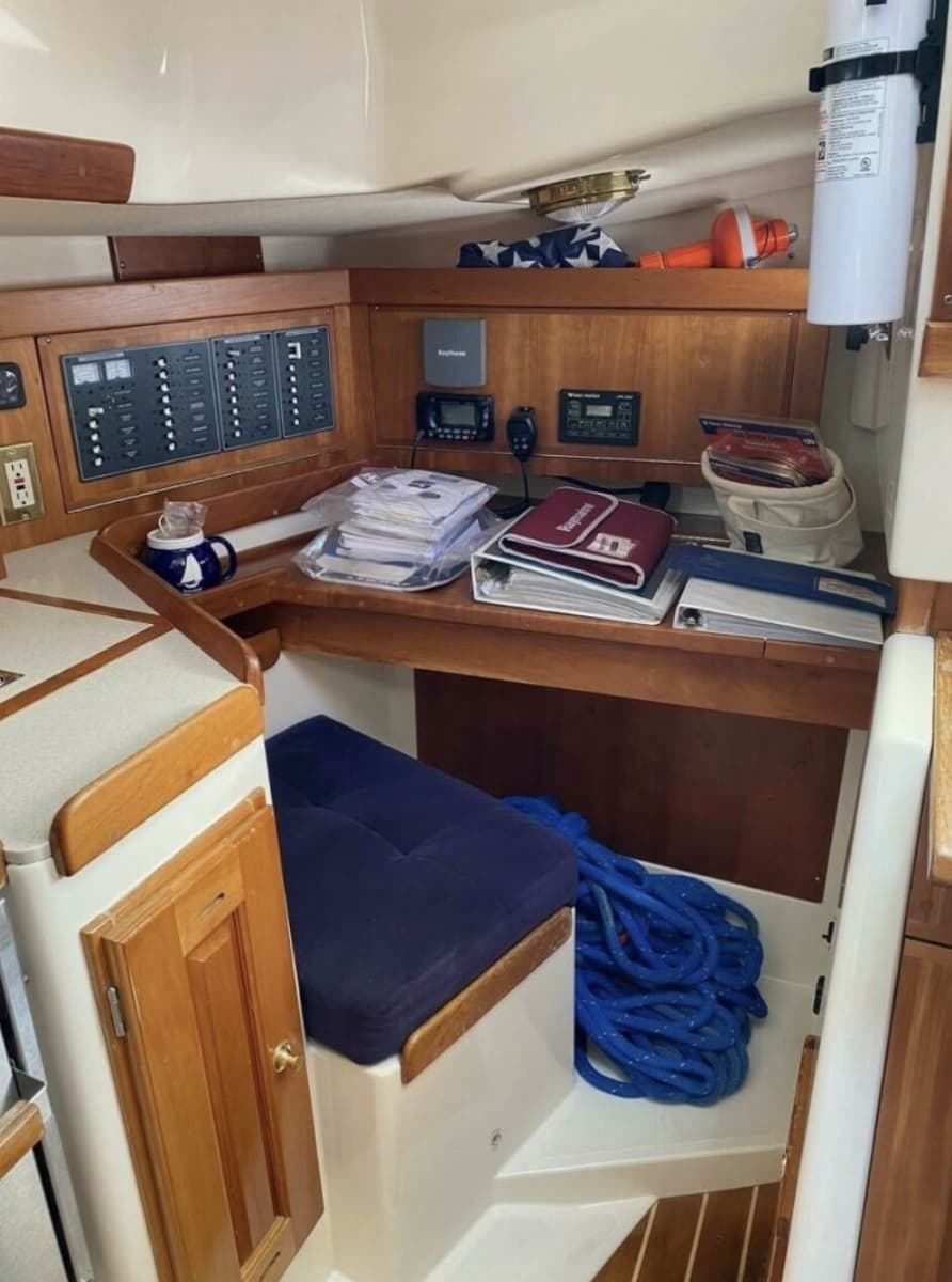 2002 Tartan 3500 - Photo 8