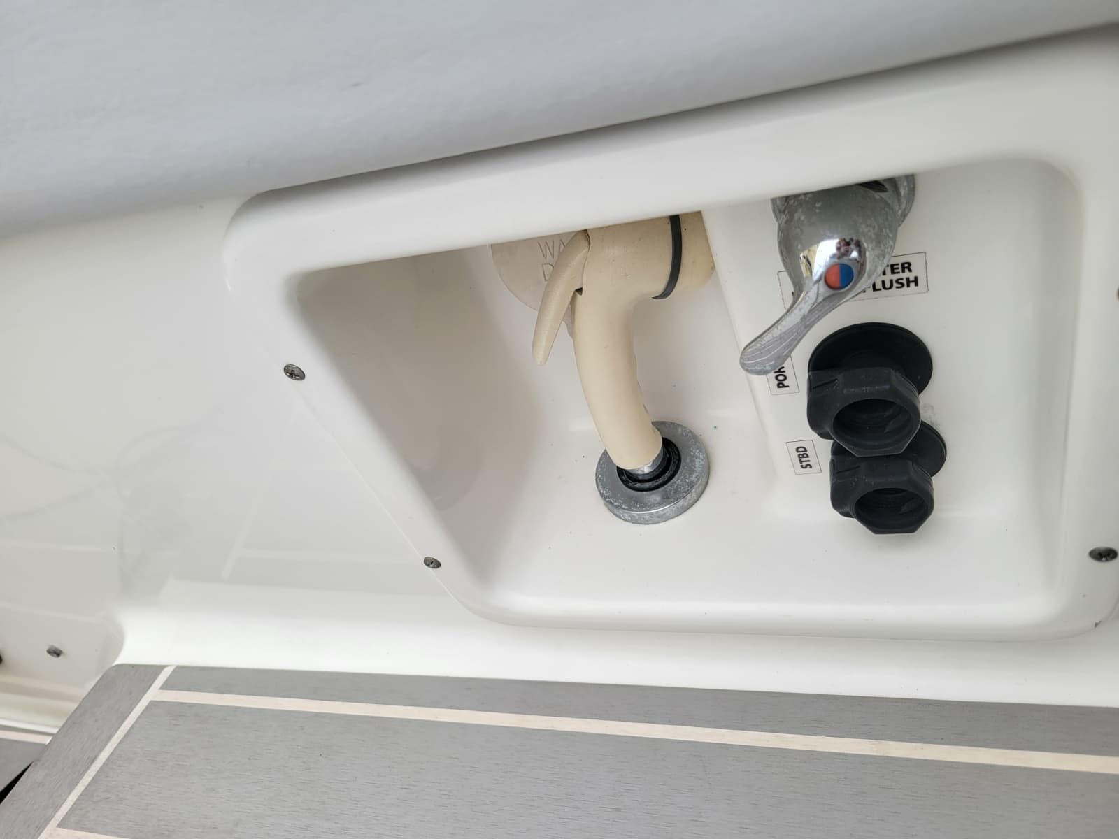2019 Formula 350 Crossover Bowrider - Photo 9
