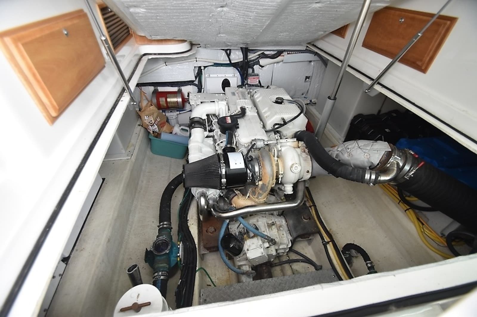 2009 Back Cove 37 - Photo 18