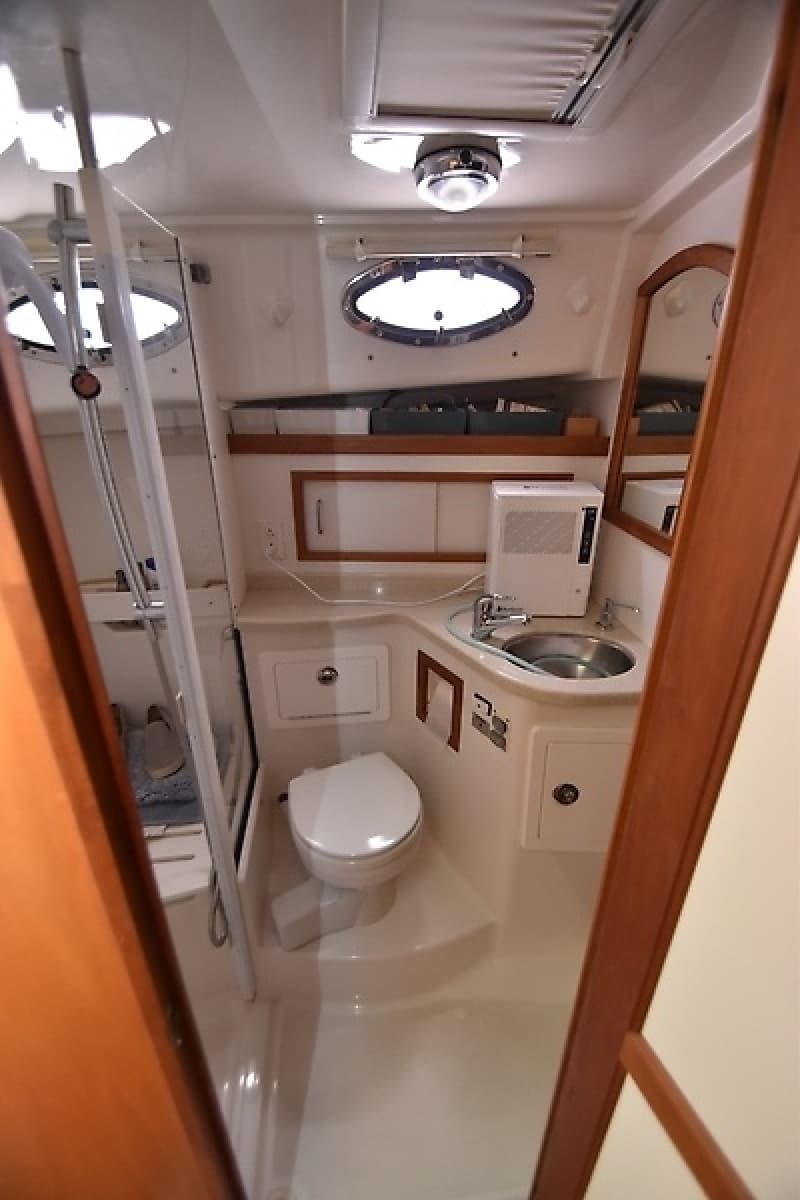 2009 Back Cove 37 - Photo 10
