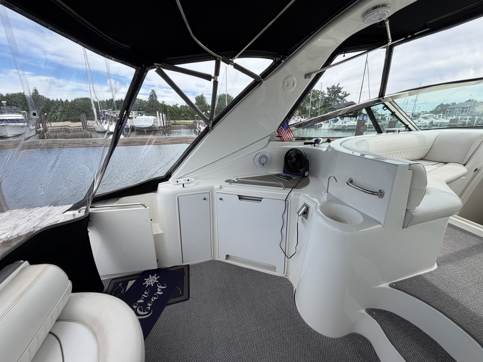 2001 Cruisers Yachts 3780 Express - Photo 12