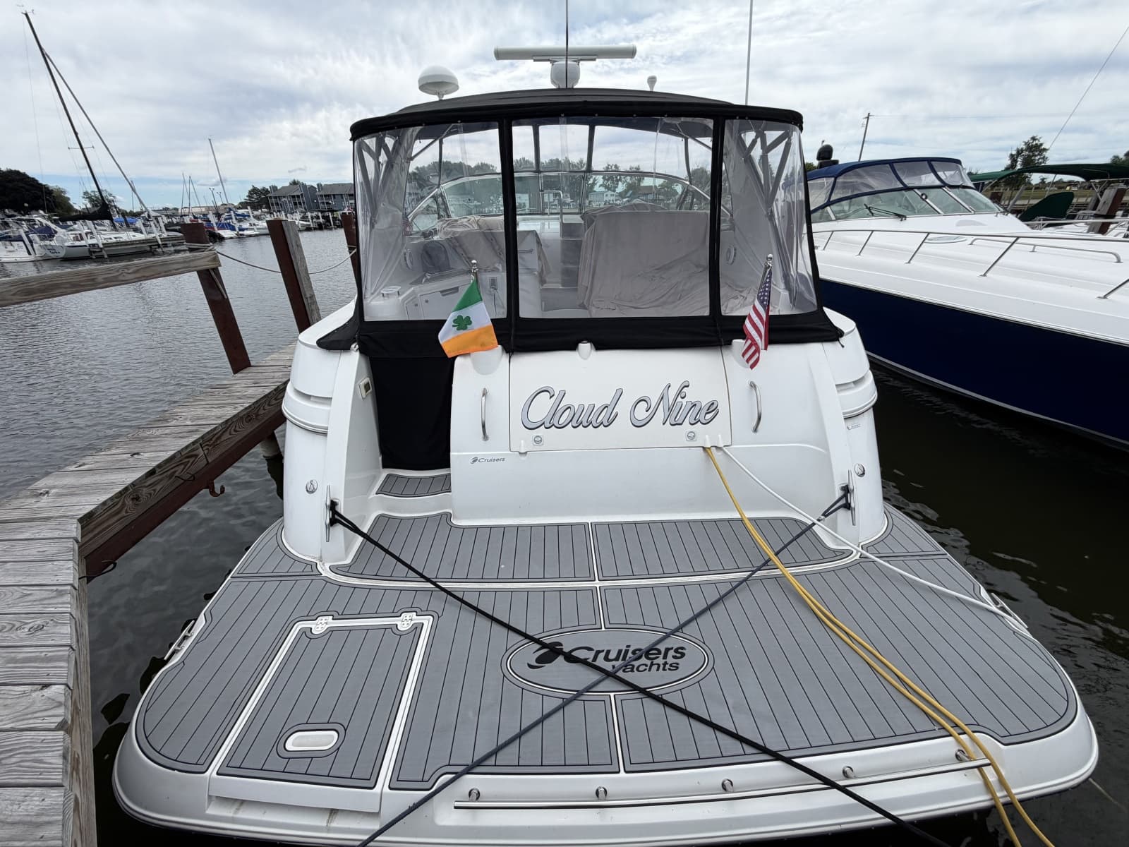 2001 Cruisers Yachts 3780 Express - Photo 7