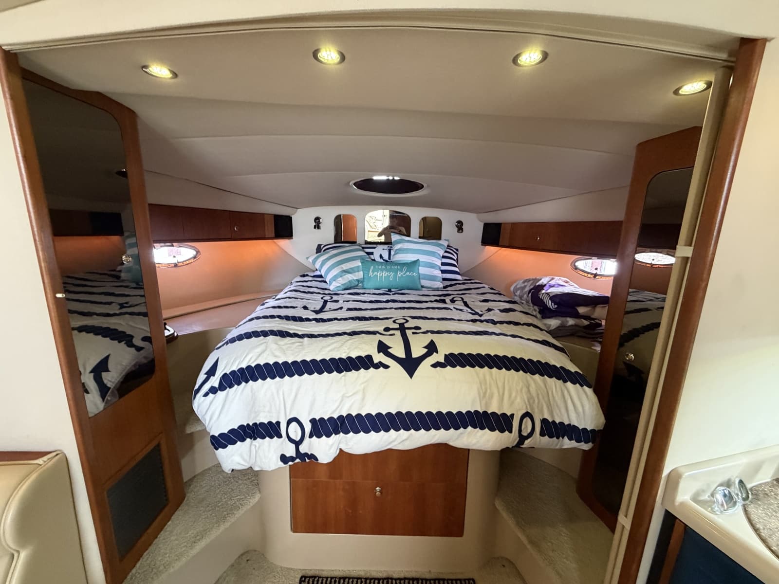 2001 Cruisers Yachts 3780 Express - Photo 34
