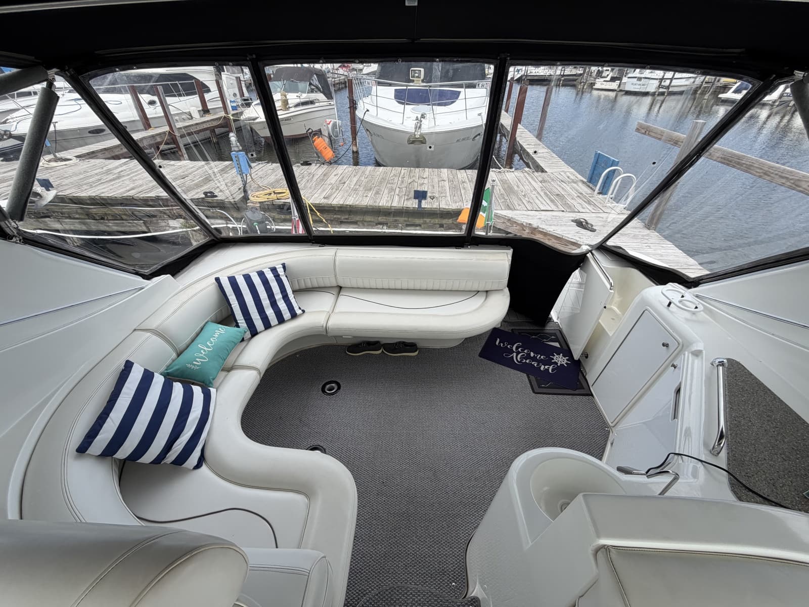 2001 Cruisers Yachts 3780 Express - Photo 14