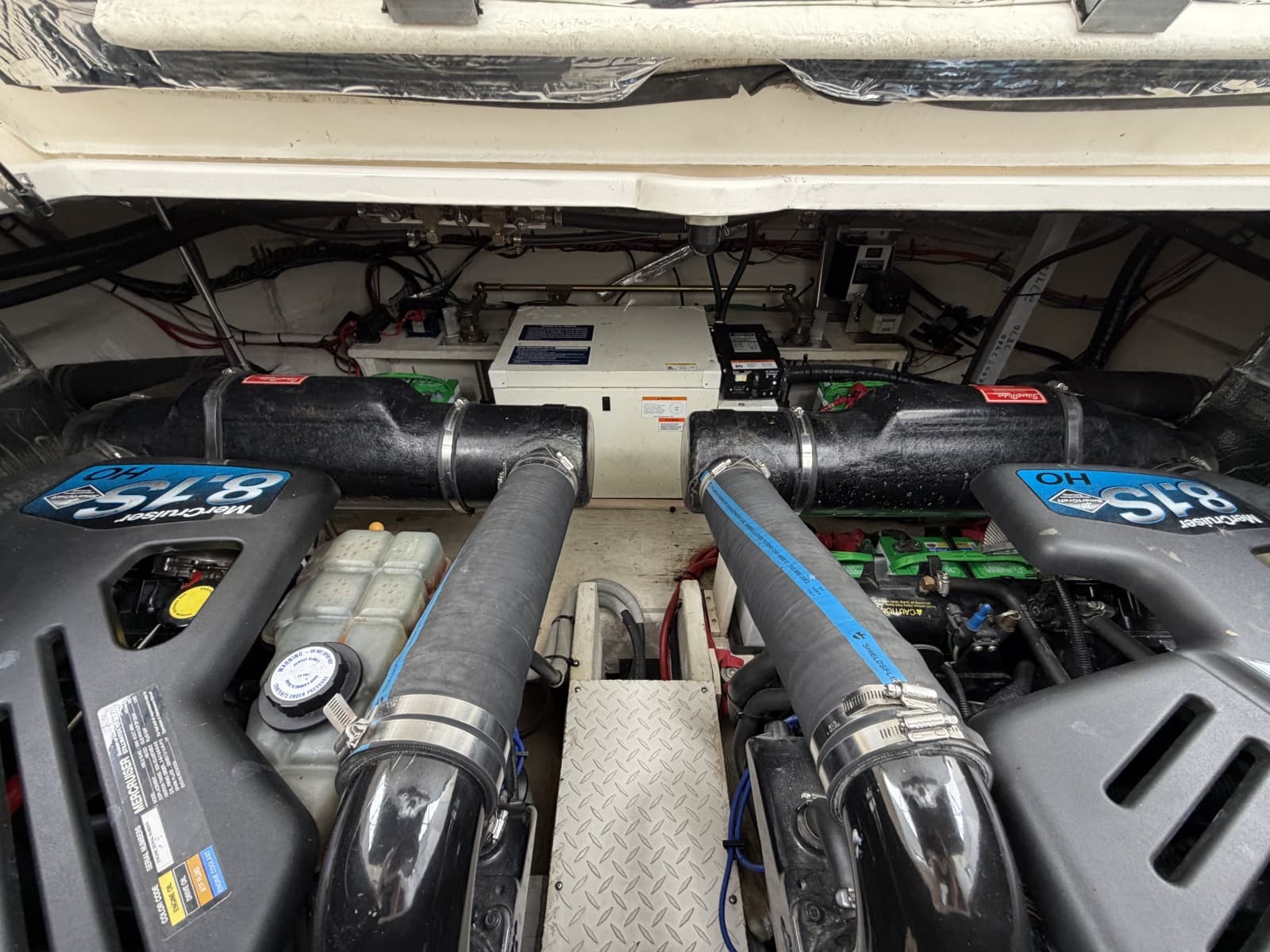 2001 Cruisers Yachts 3780 Express - Photo 44