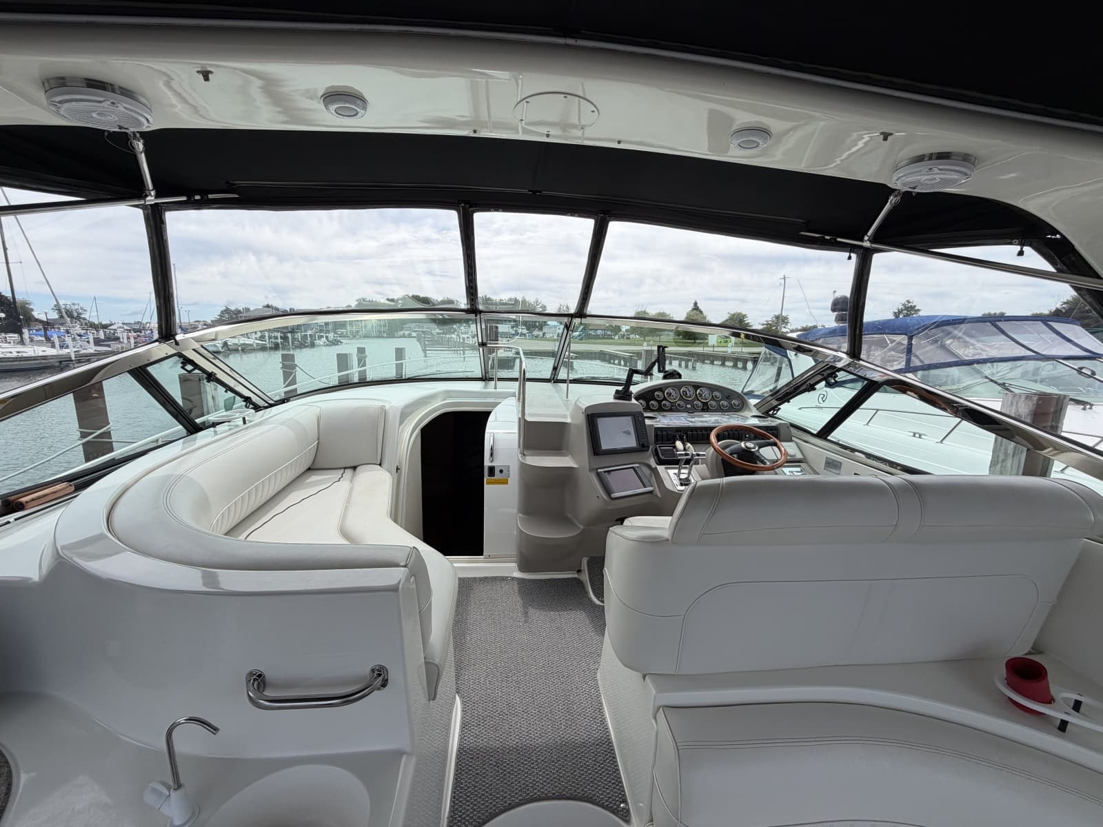 2001 Cruisers Yachts 3780 Express - Photo 13