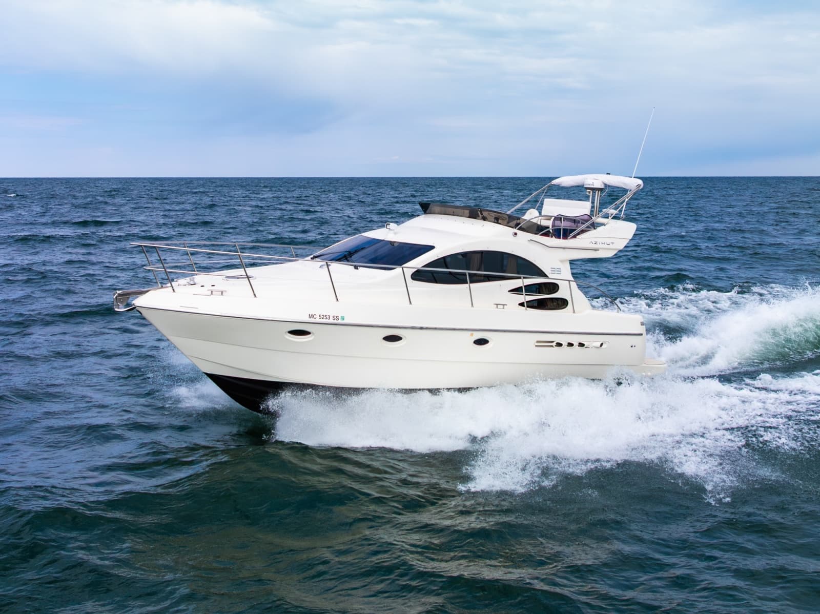2004 Azimut 39 Flybridge - Photo 4