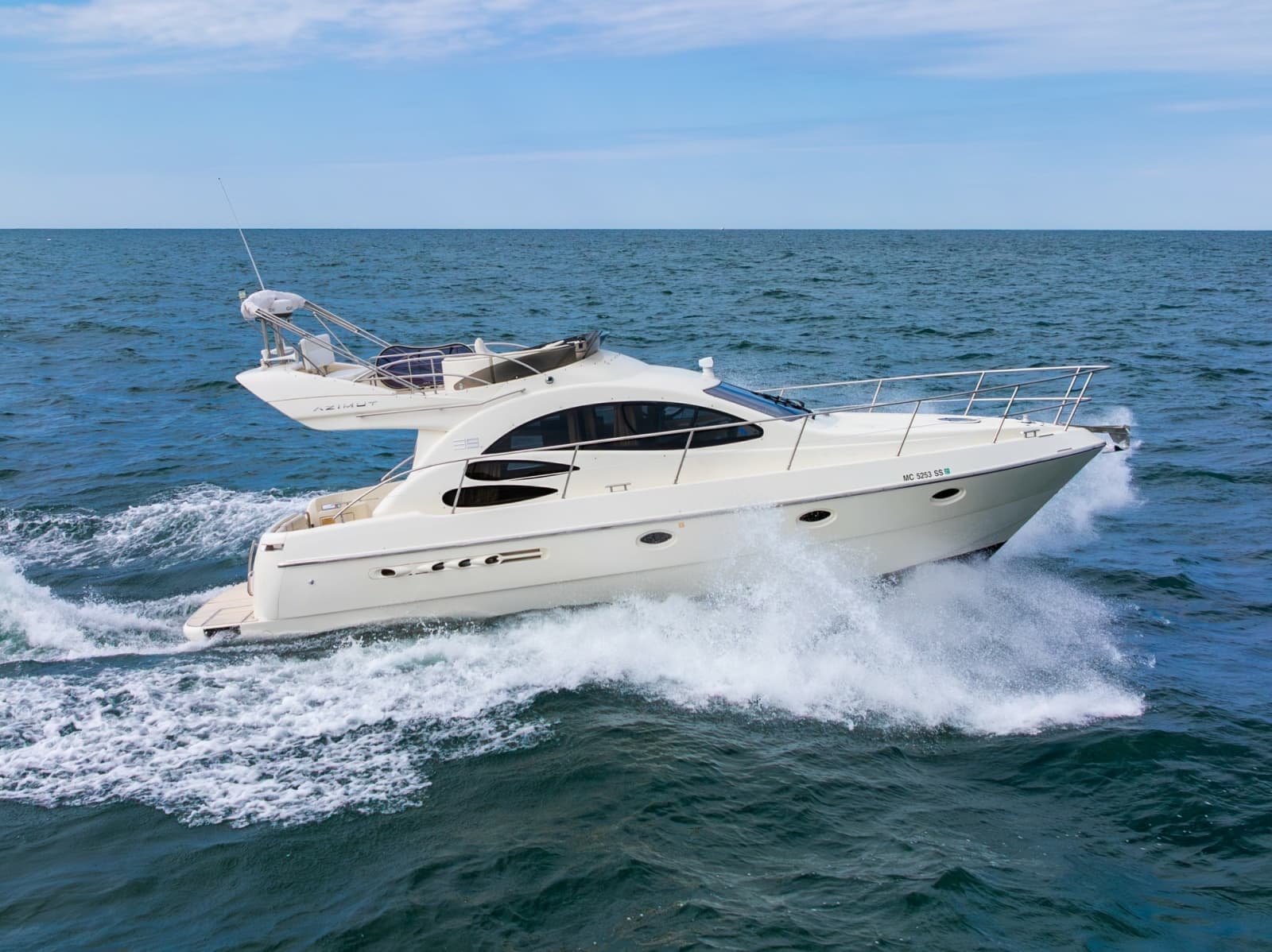 2004 Azimut 39 Flybridge - Photo 1