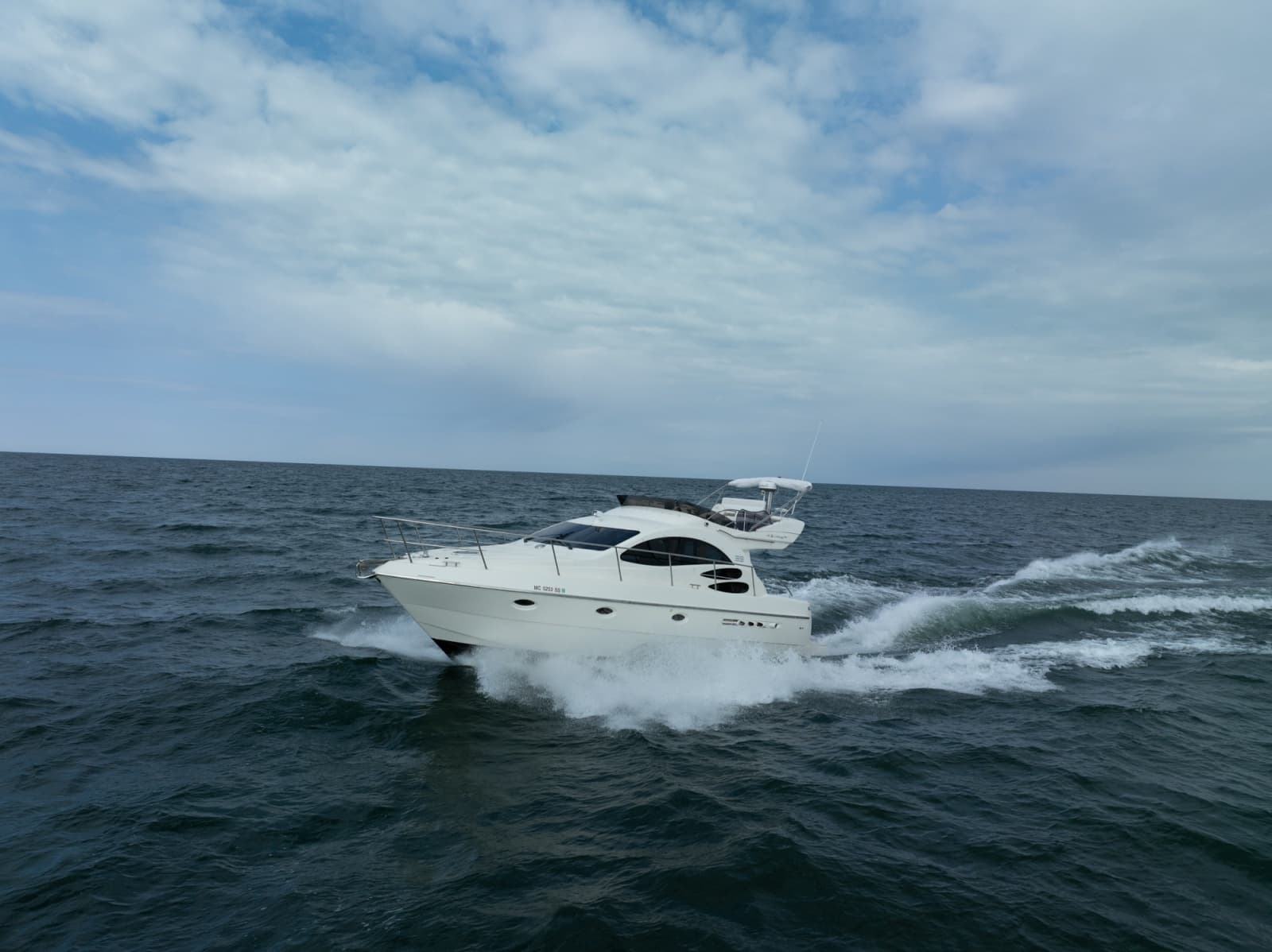 2004 Azimut 39 Flybridge - Photo 5