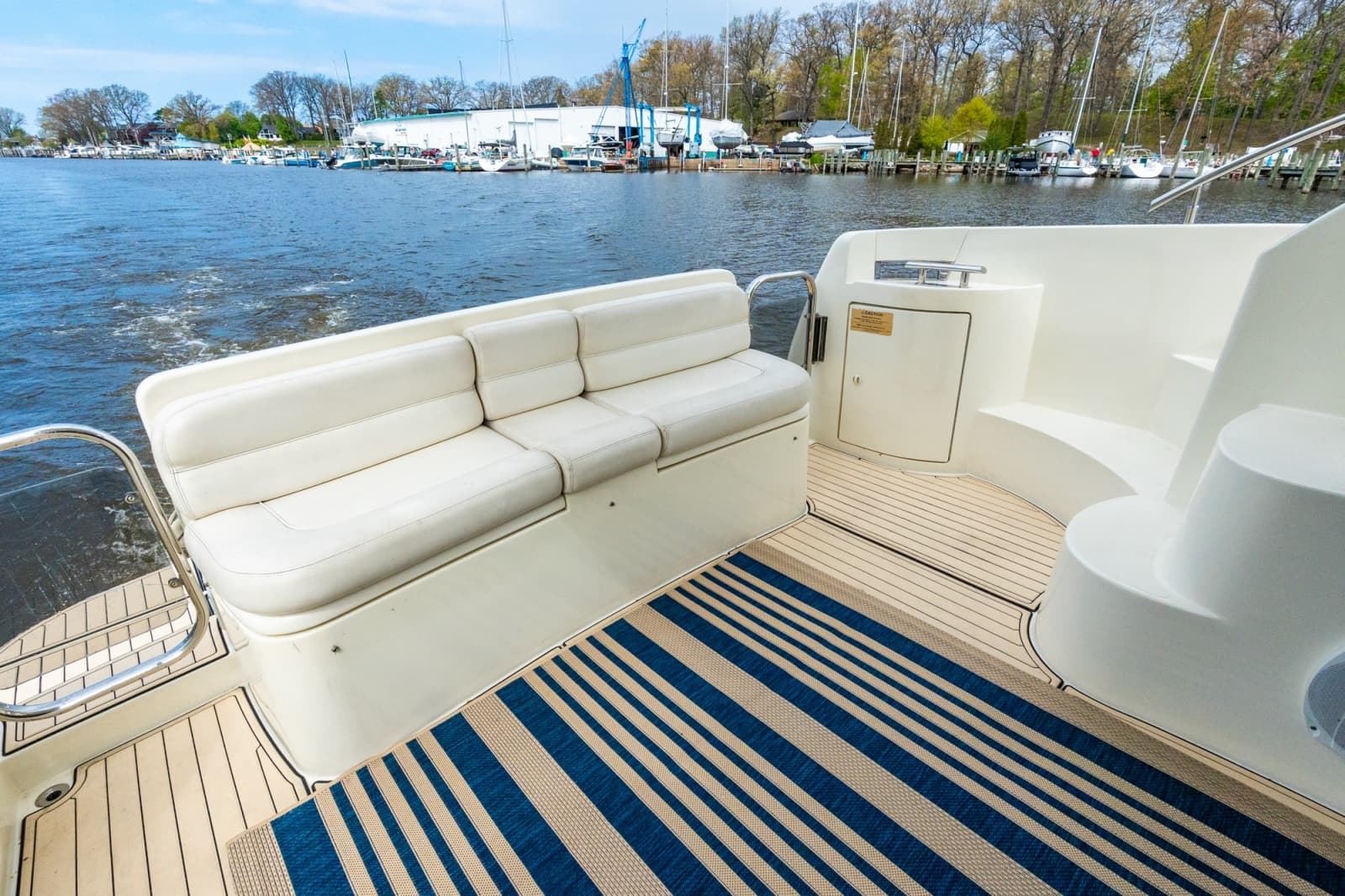 2004 Azimut 39 Flybridge - Photo 35