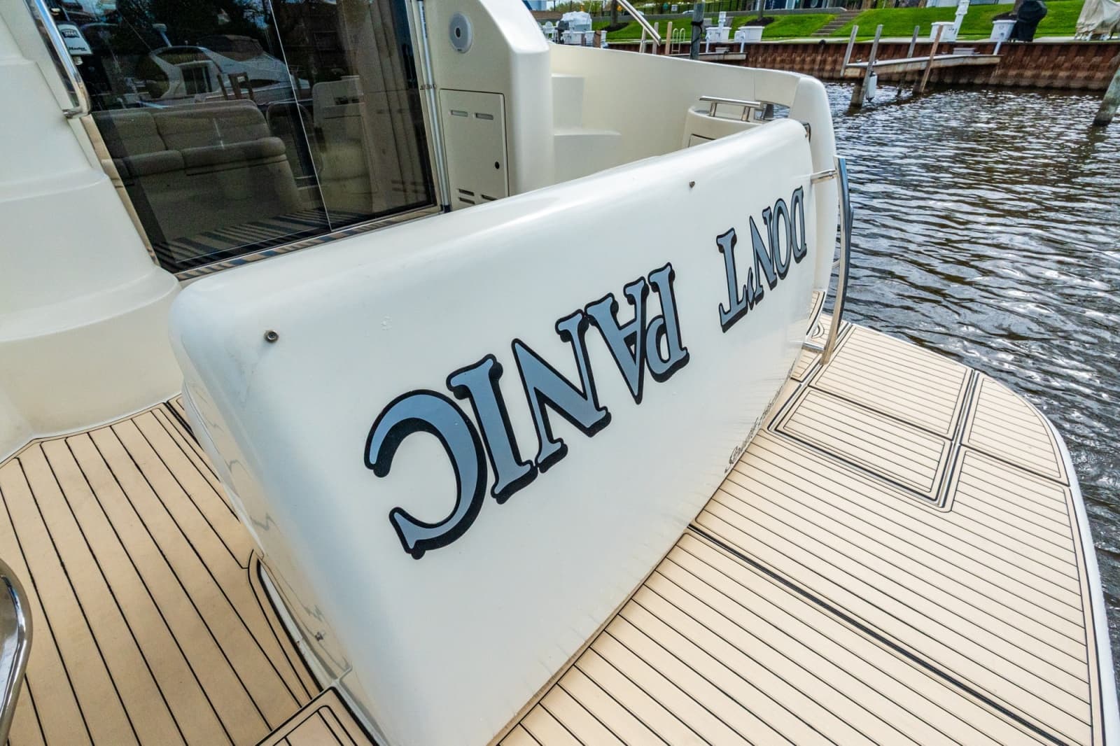 2004 Azimut 39 Flybridge - Photo 32