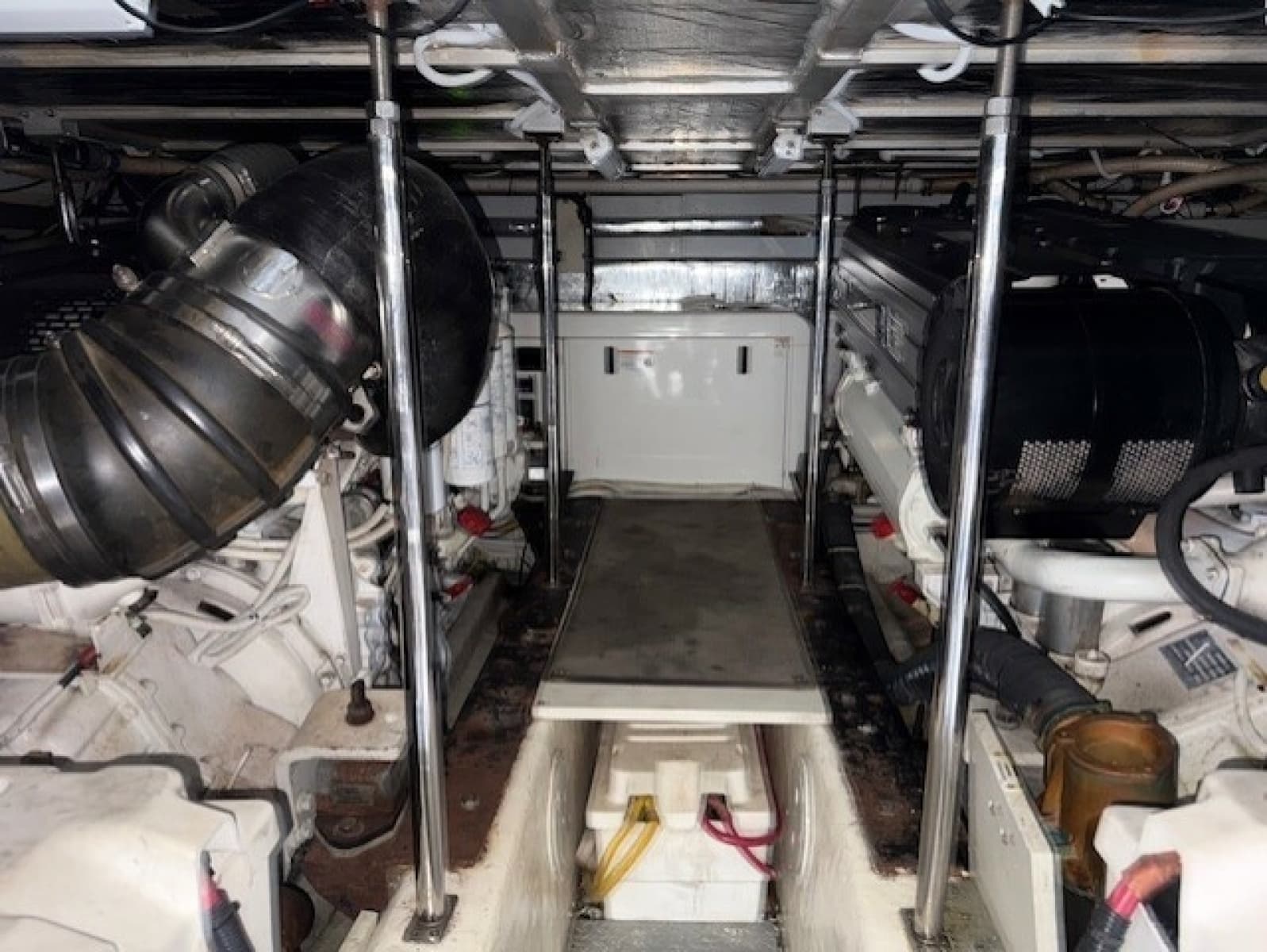 2006 Carver Voyager - Photo 29