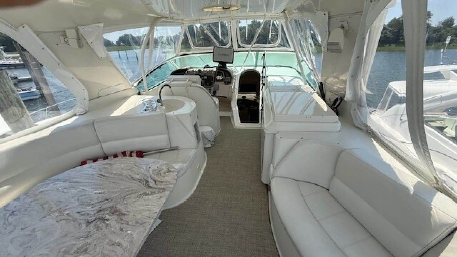 2006 Carver Voyager - Photo 9