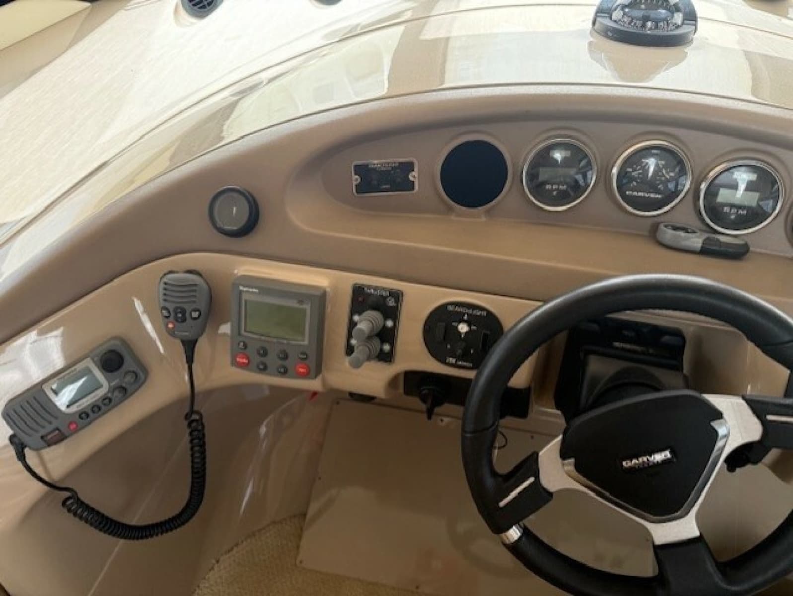 2006 Carver Voyager - Photo 13