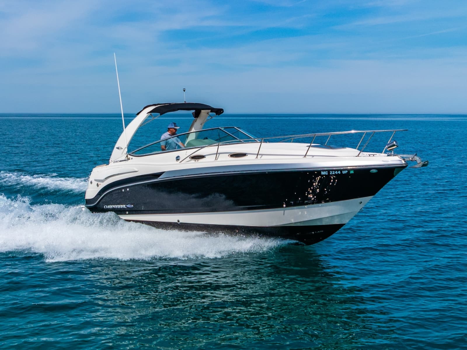 2016 Chaparral 290 Signature - Photo 2
