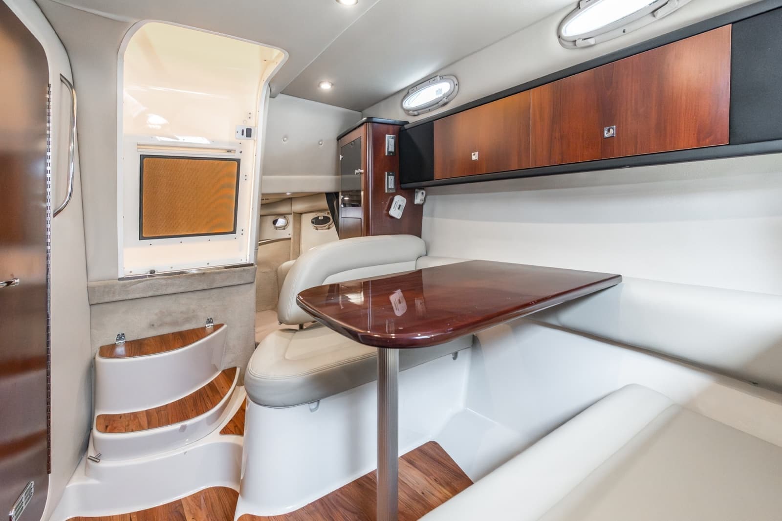 2016 Chaparral 290 Signature - Photo 39