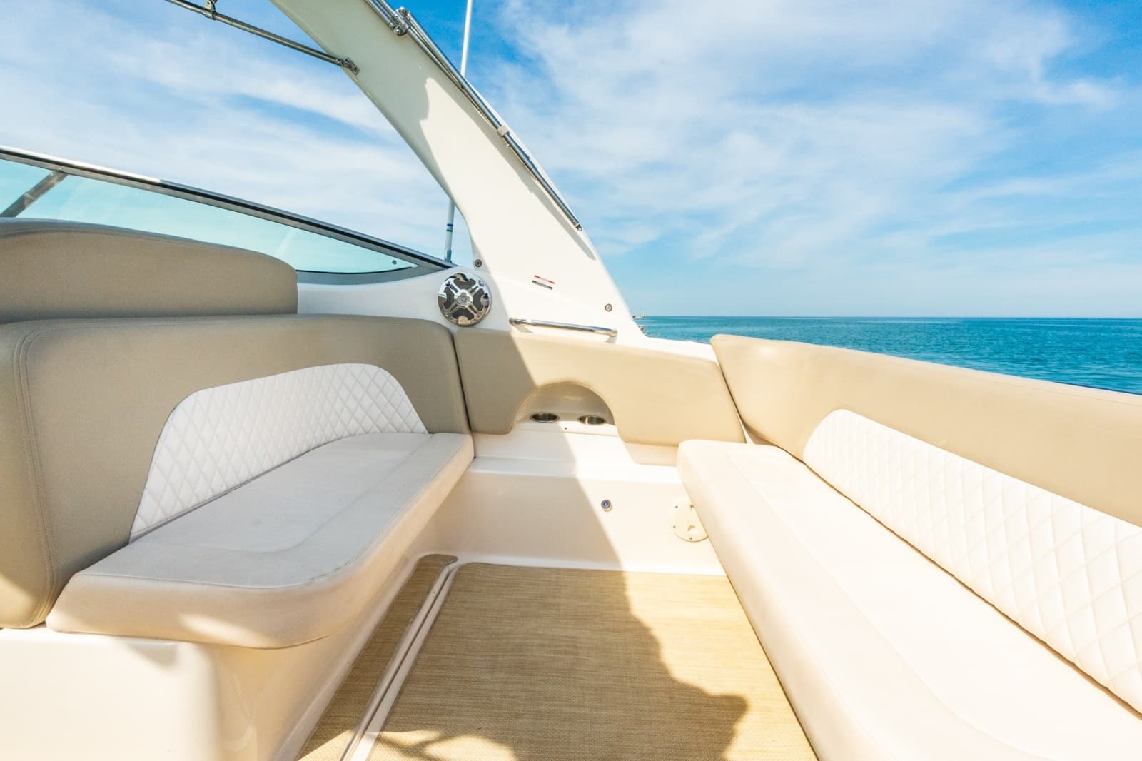 2016 Chaparral 290 Signature - Photo 32