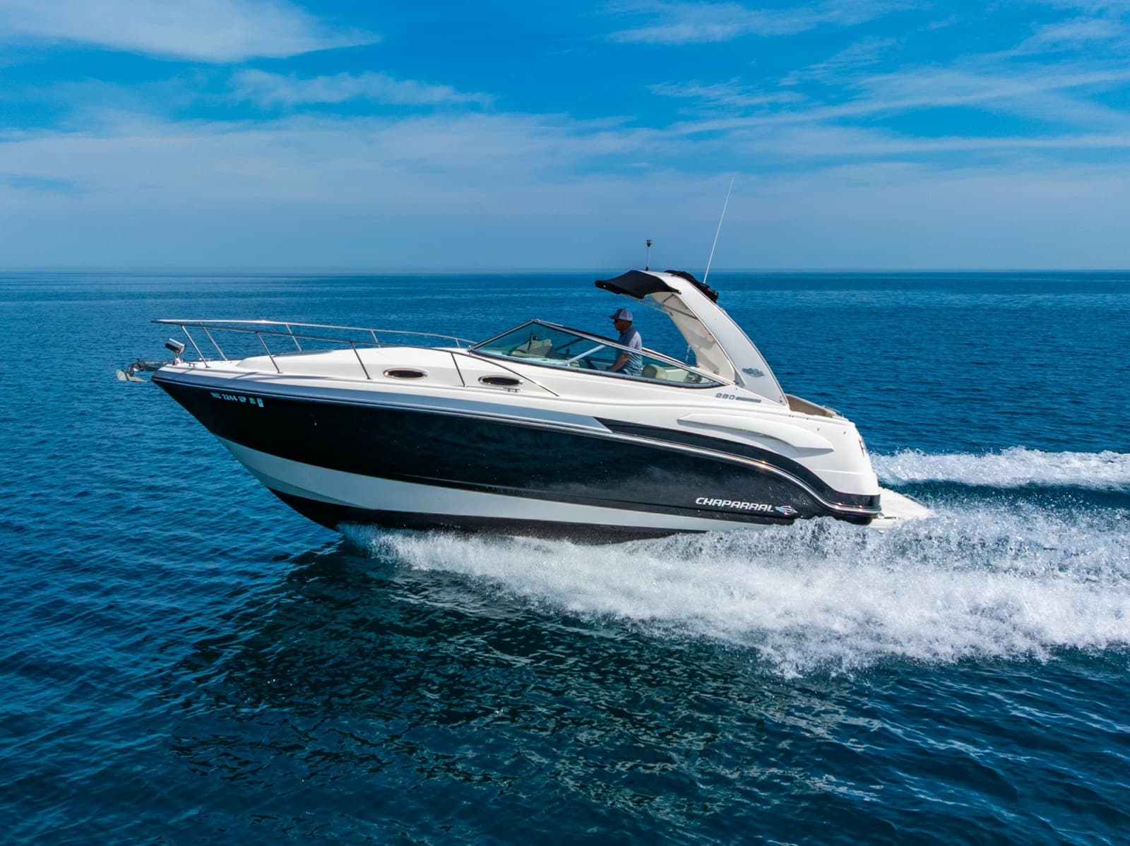 2016 Chaparral 290 Signature - Photo 1