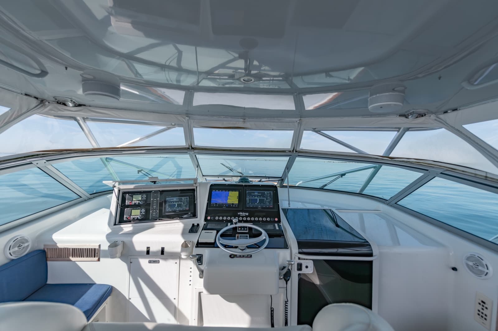1997 Viking 43' Viking Open - Photo 22