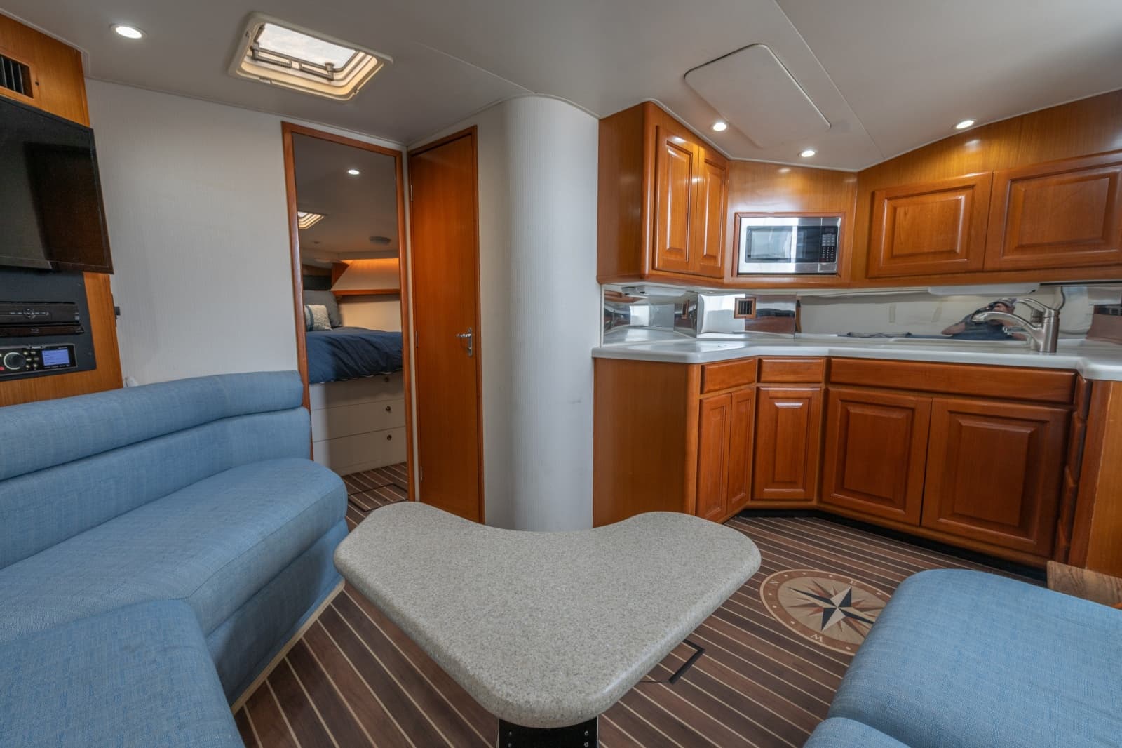 1997 Viking 43' Viking Open - Photo 38