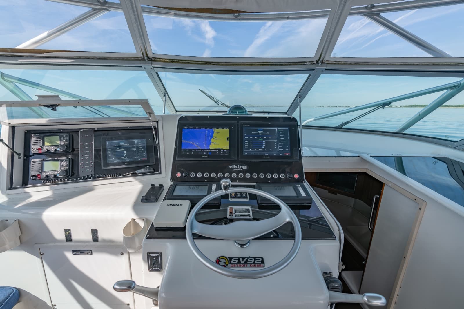 1997 Viking 43' Viking Open - Photo 24