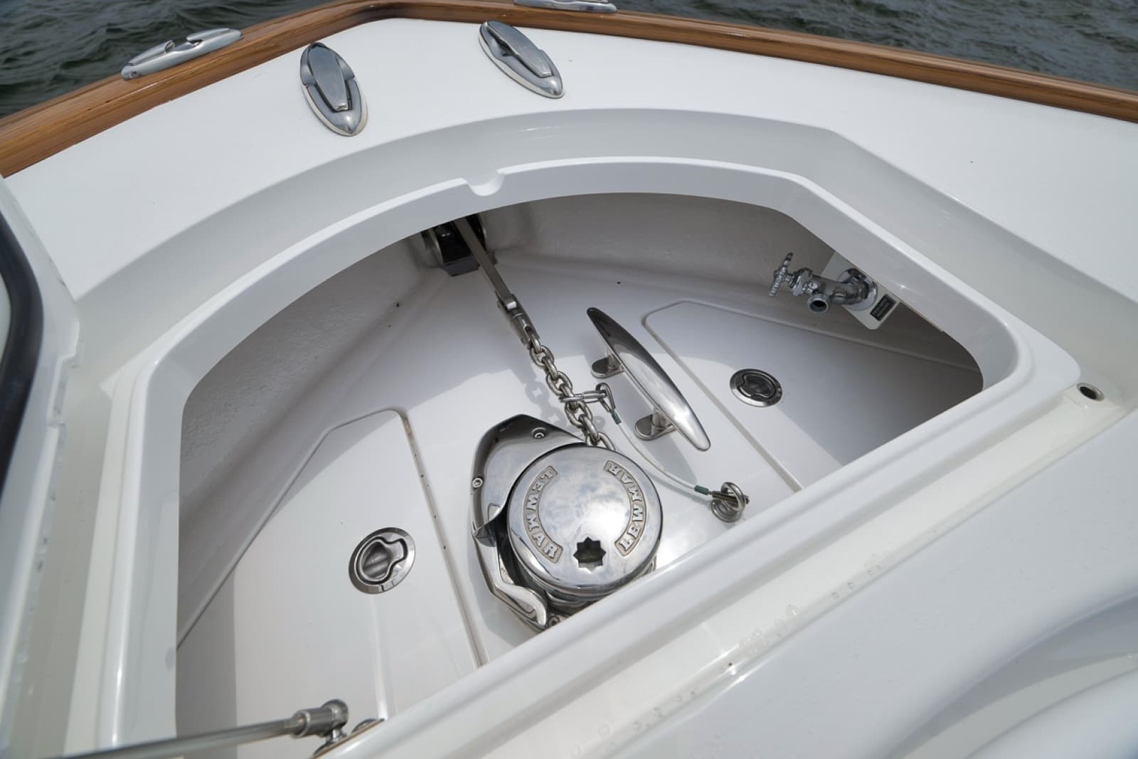 2023 Valhalla Boatworks V-33 - Photo 18