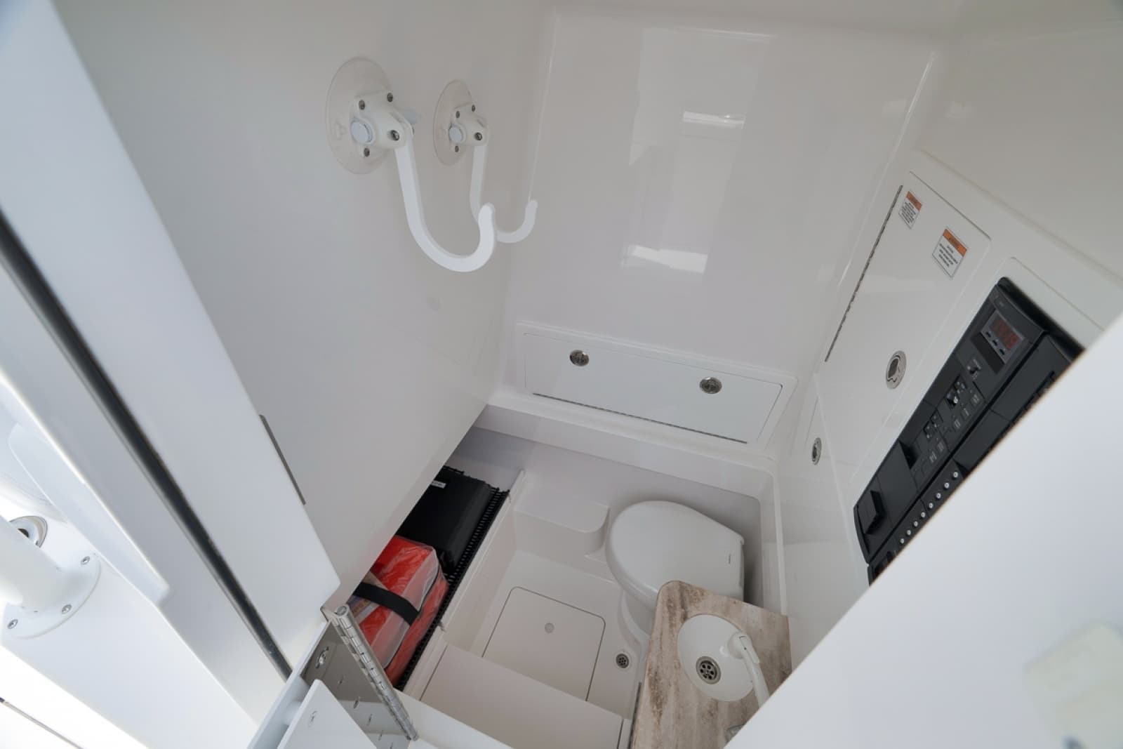 2023 Valhalla Boatworks V-33 - Photo 31