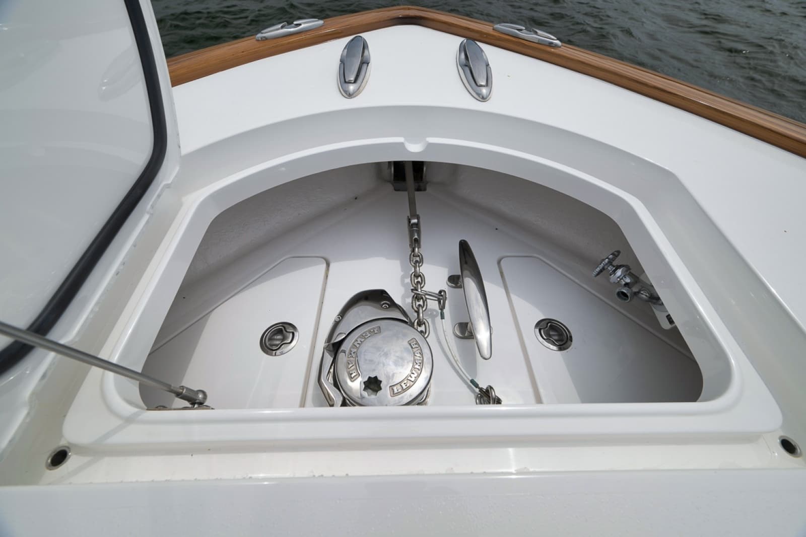 2023 Valhalla Boatworks V-33 - Photo 17