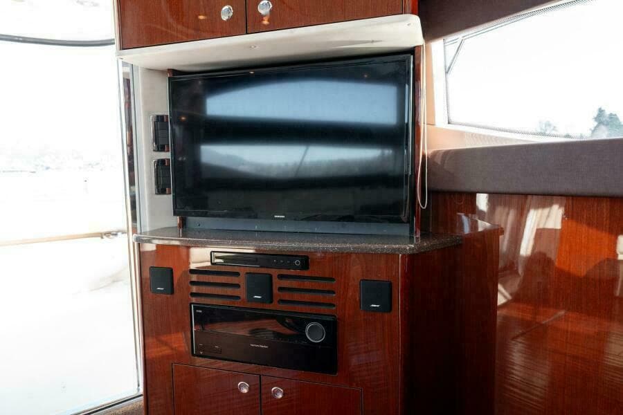 2014 Meridian 441 Sedan - Photo 16