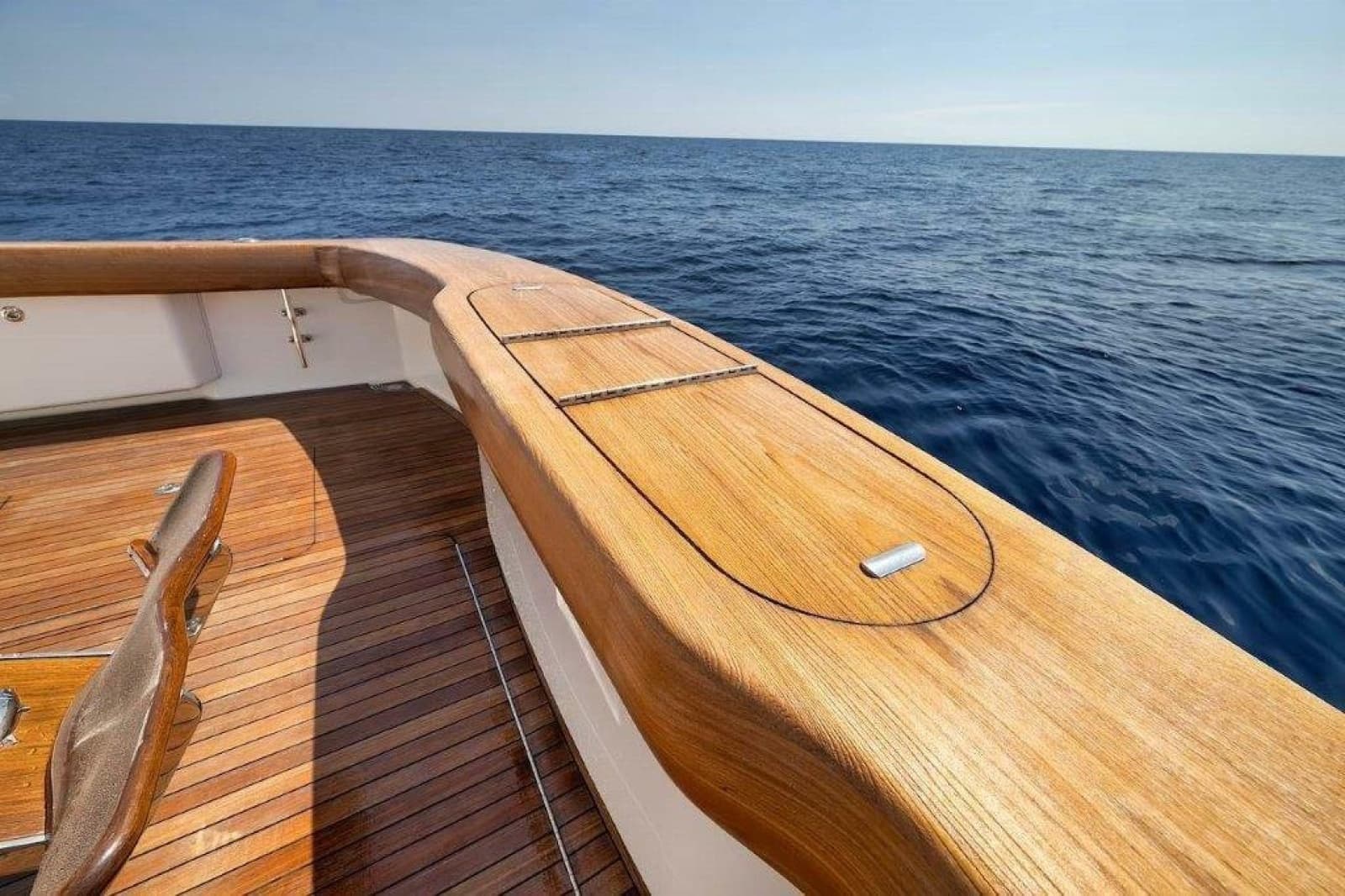 2011 Viking 70 Convertible - Photo 38