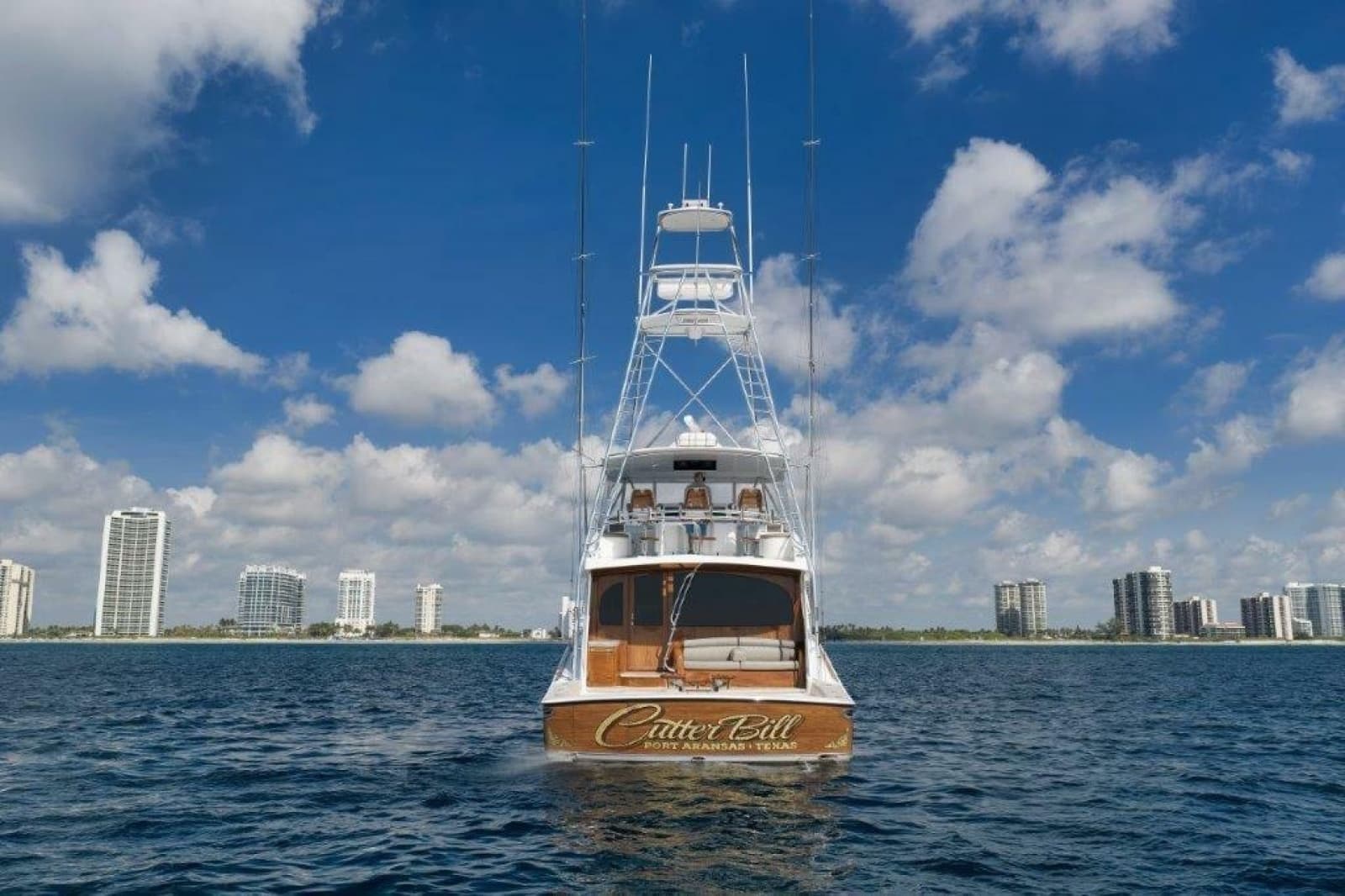2011 Viking 70 Convertible - Photo 73