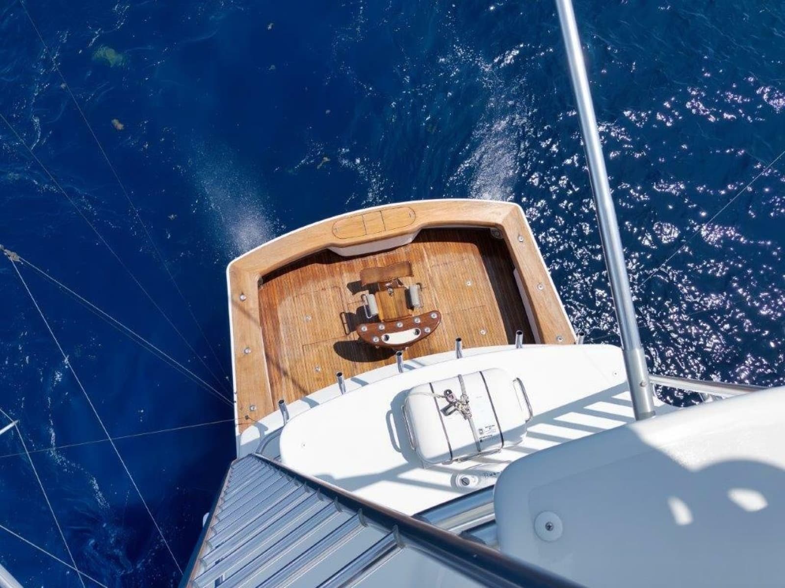 2011 Viking 70 Convertible - Photo 52