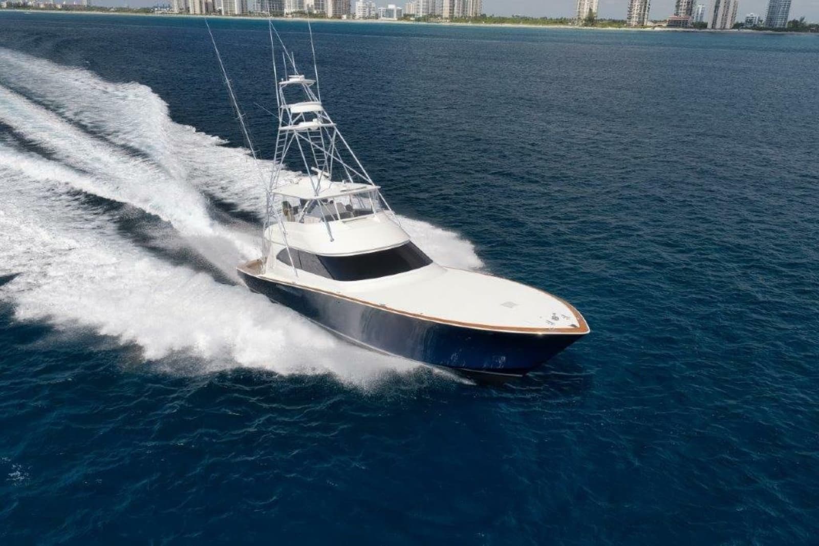 2011 Viking 70 Convertible - Photo 65