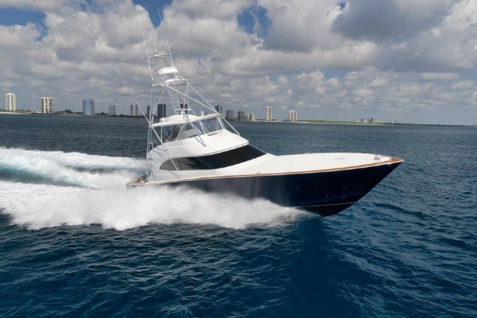 2011 Viking 70 Convertible - Photo 1