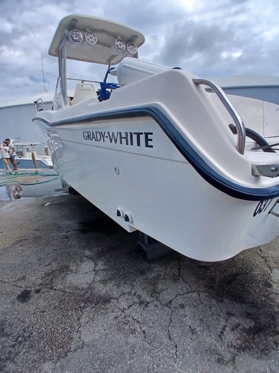 1996 Grady-White  - Photo 35