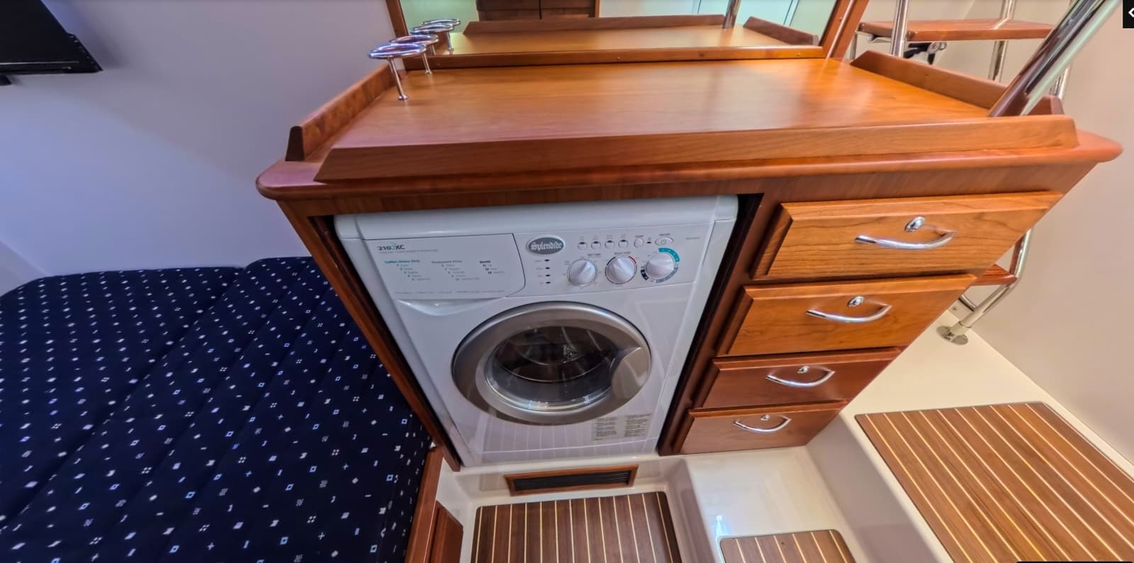 2016 Sabre 48 Salon Express - Photo 40