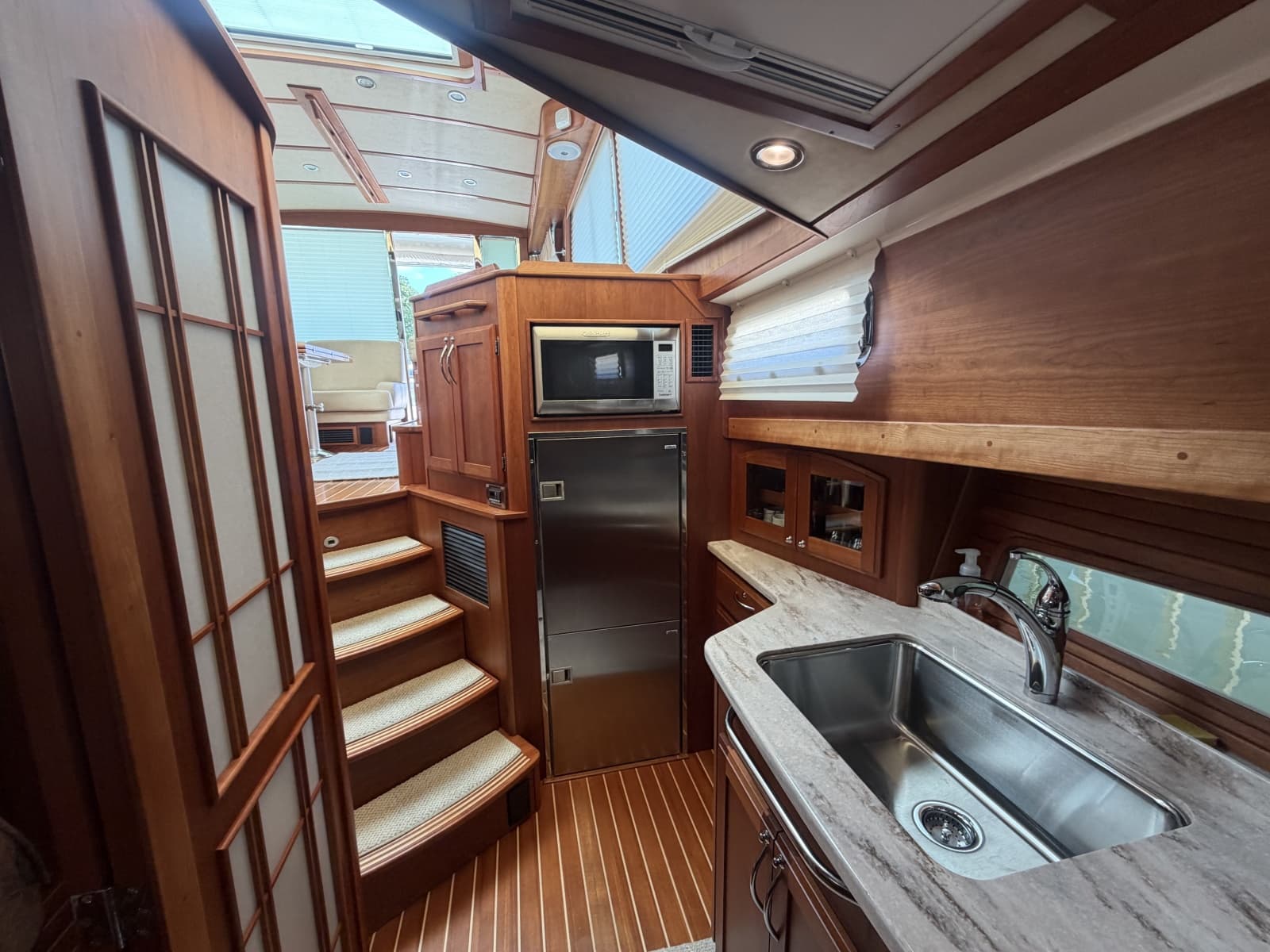 2016 Sabre 48 Salon Express - Photo 24