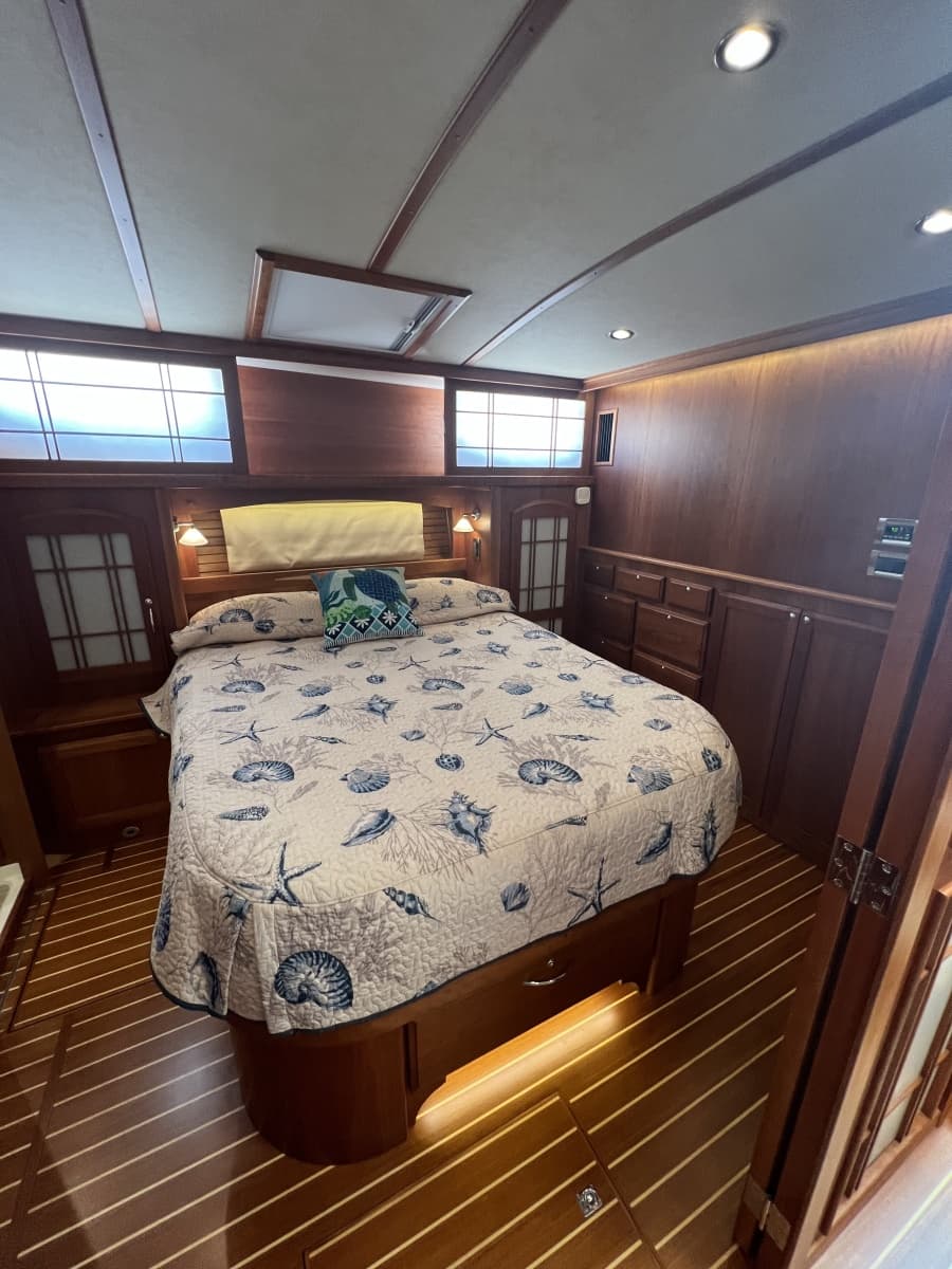 2016 Sabre 48 Salon Express - Photo 30
