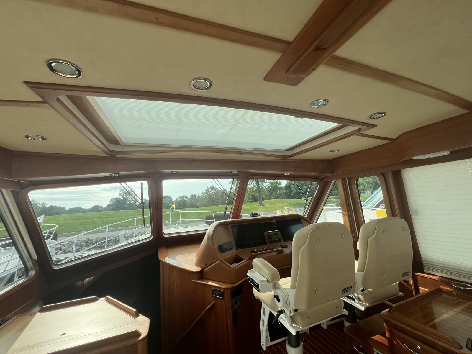 2016 Sabre 48 Salon Express - Photo 21