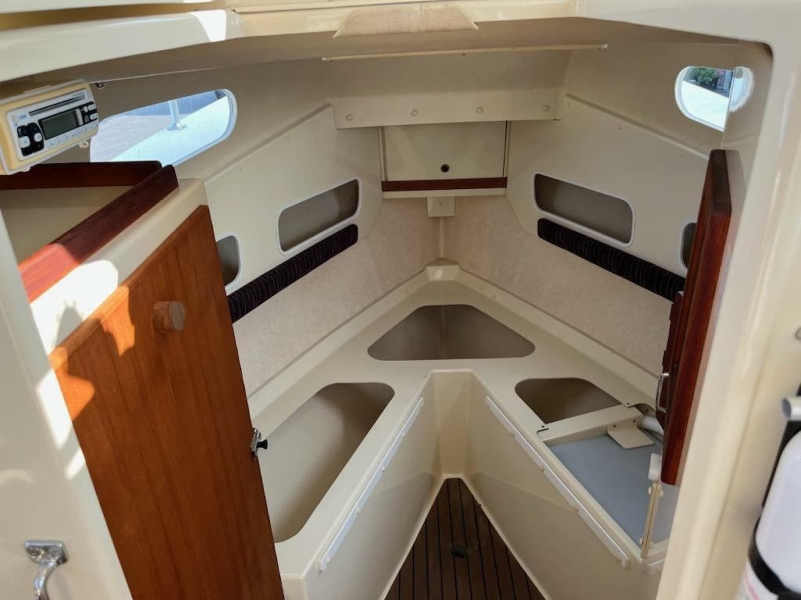 2001 Rosborough RF-246 Custom Wheelhouse - Photo 43
